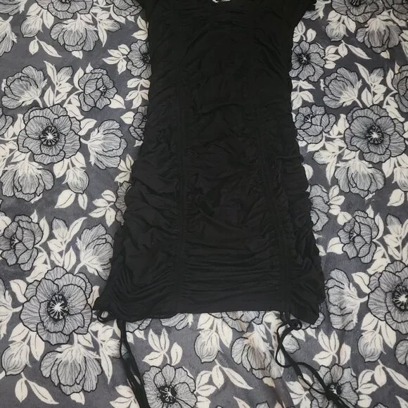 Foxblood ruched fitted dress goth - Picture 4 of 4